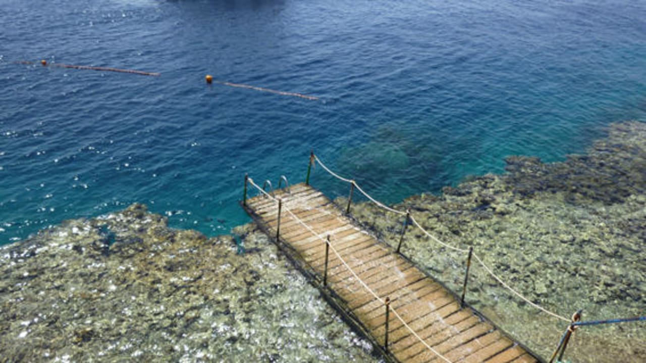 Steg ins Meer Sharm Plaza