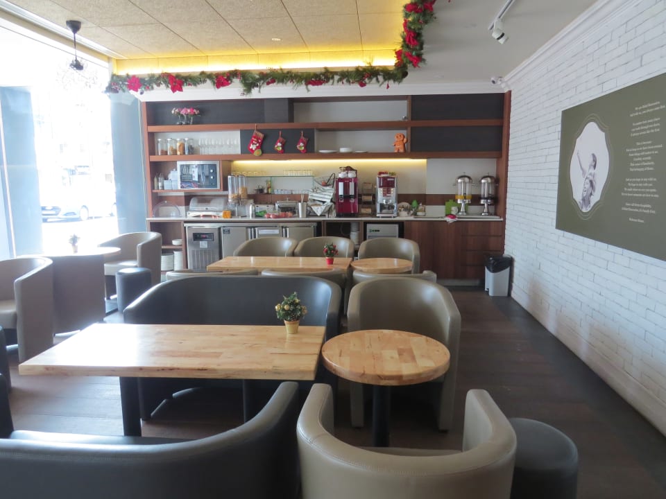 Gastro Hotel Bencoolen @ Hong Kong Street