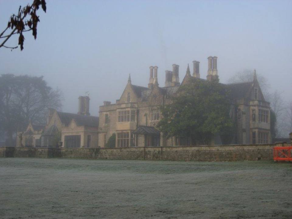 Hauptgebäude von Parkseite Hotel Foxhills