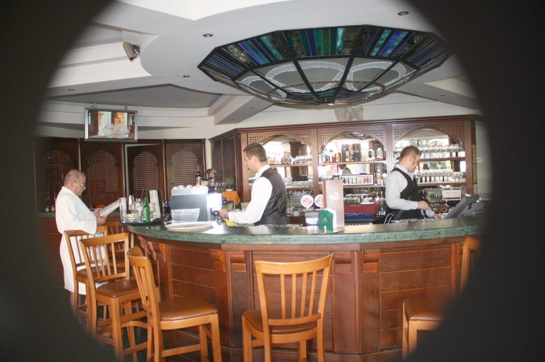 Bar Hotel Kapitany Wellness