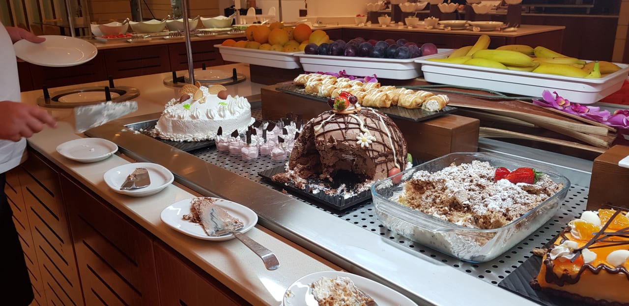 Gastro Crystal Springs Beach Hotel