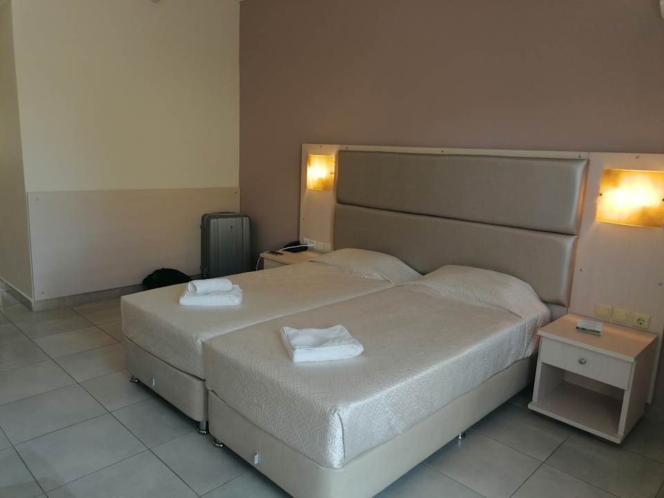 Zimmer Hotel Kouros Palace