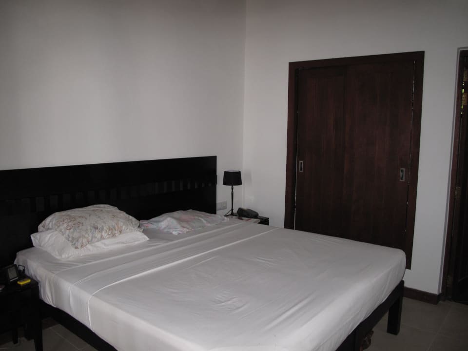 Das Doppelbett mit zwei Matratzen Embudu Village