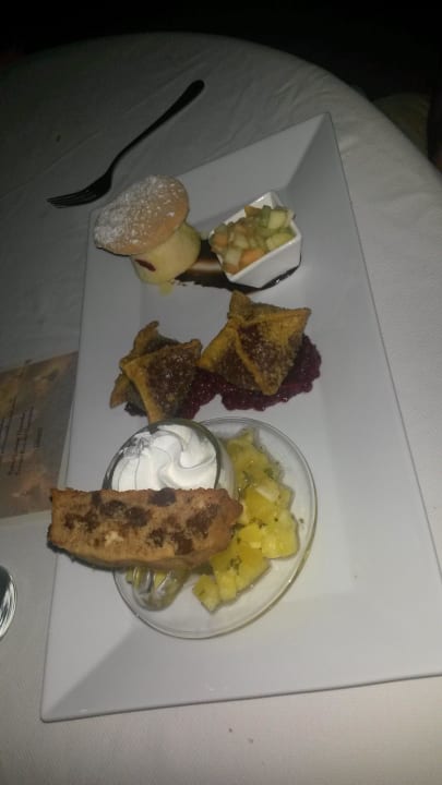 Dessertteller  Cocobay Resort Antigua - Adults only