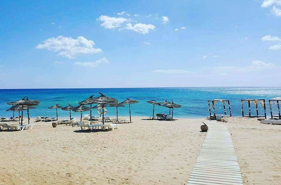 Strand Hotel La Badira