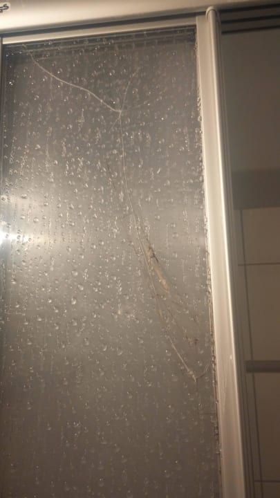 Duschtür Hotel Spreewitz am Kurfürstendamm