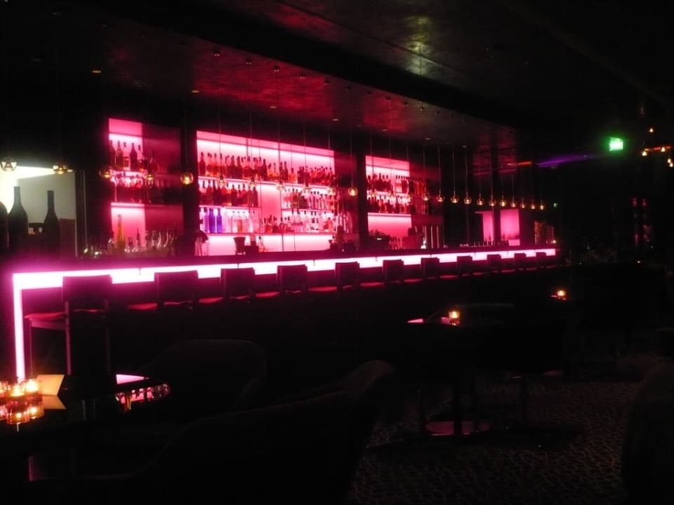 Skylinebar im 14. Stockwerk Vienna House by Wyndham Andel's Berlin