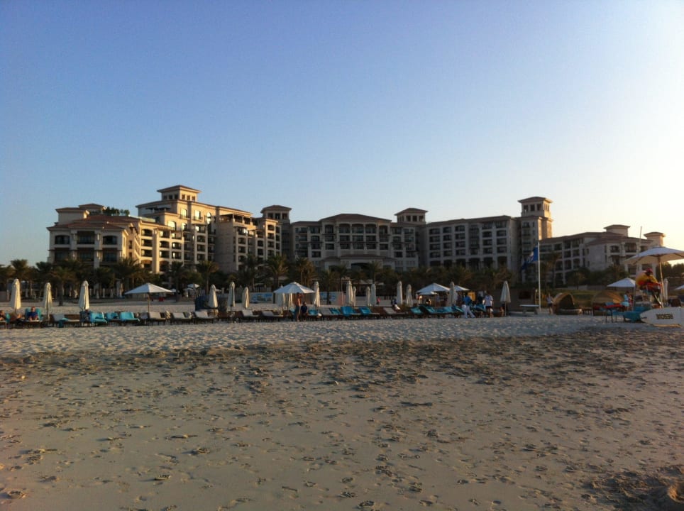 Hotelansicht vom Strand The St. Regis Saadiyat Island Resort, Abu Dhabi