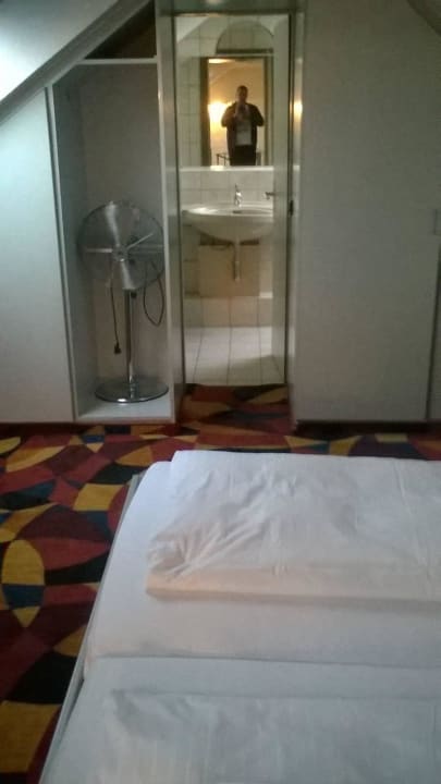 Oberes Zimmer Hotel Bellevue