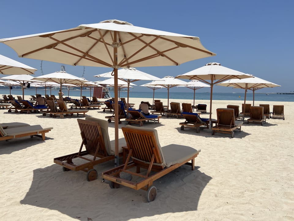 Strand The Ritz-Carlton, Dubai