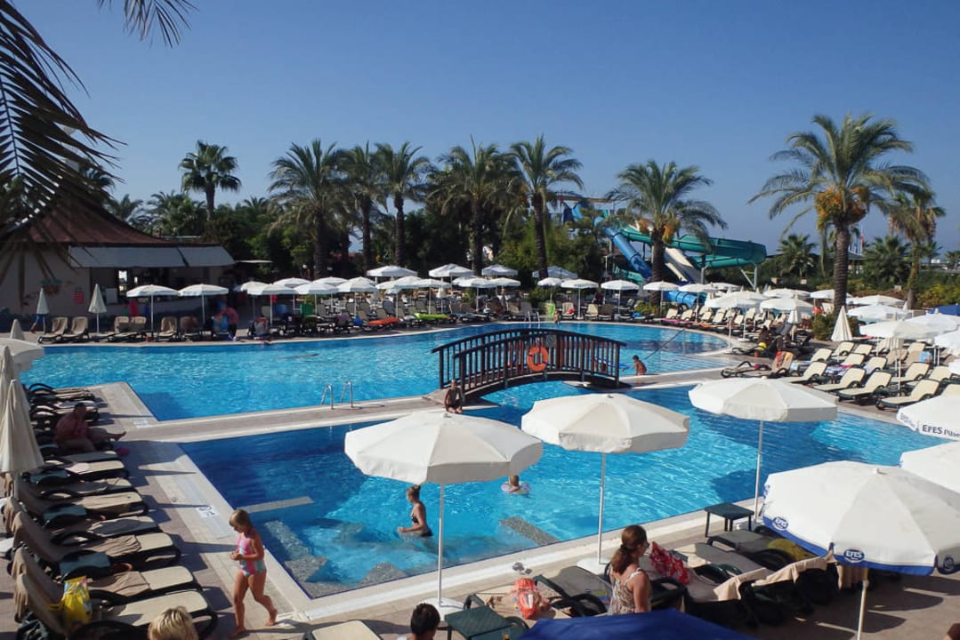 Pool Aydinbey Famous Resort