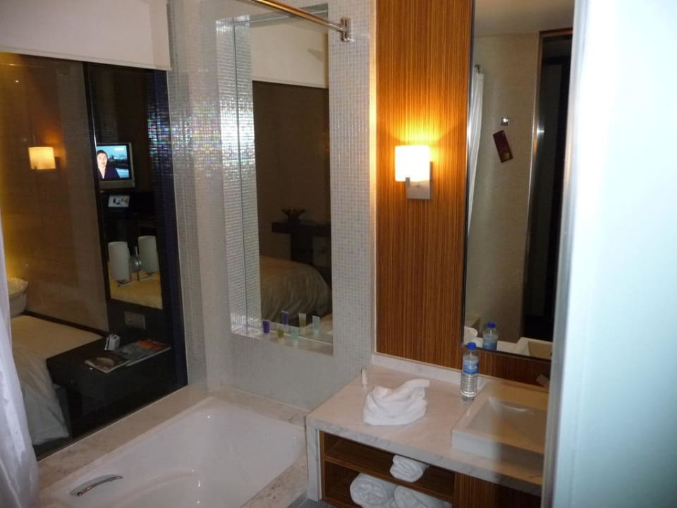 Toll eingerichtetes Bad Boutix Hotel Suzhou