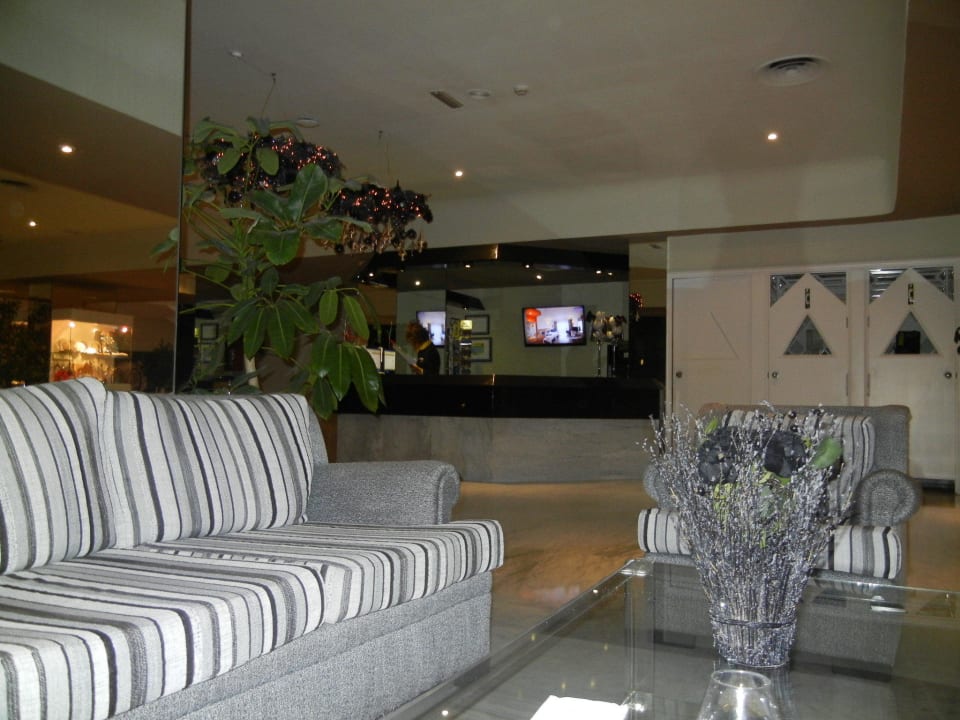 Sitzgarnitur allsun Hotel Lucana