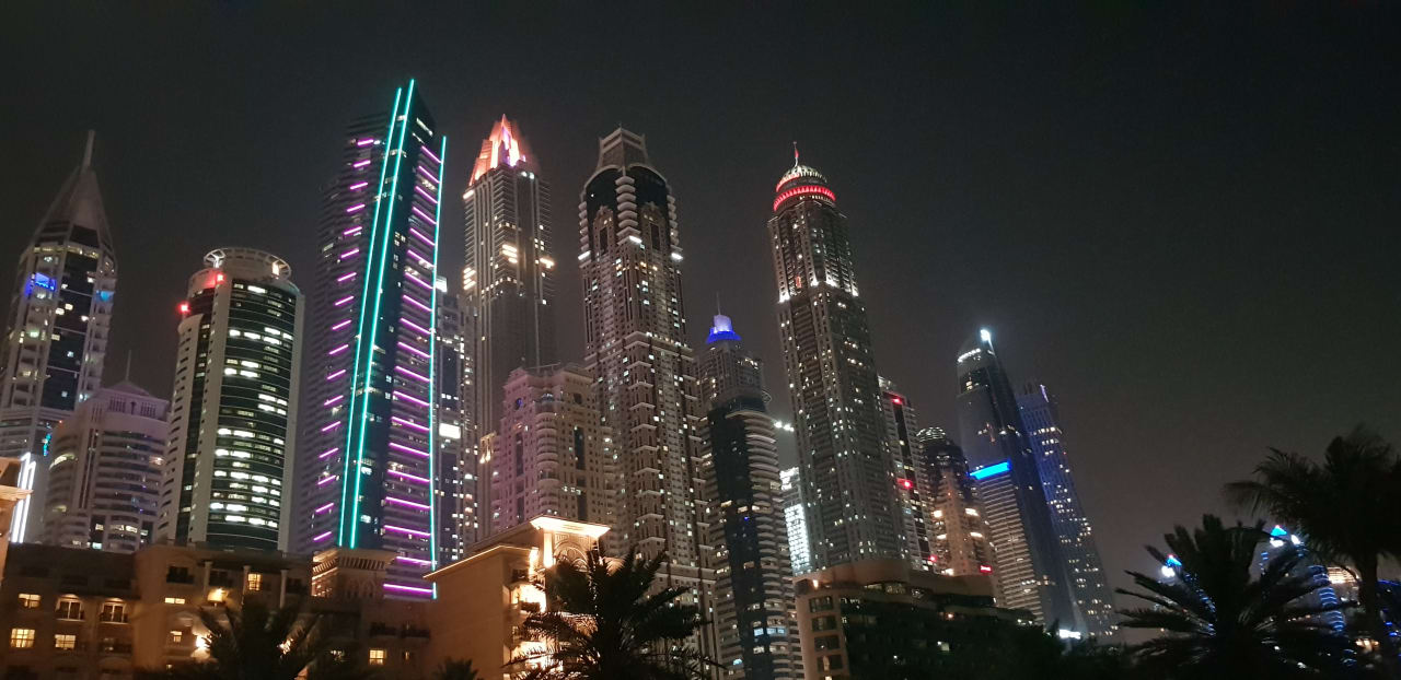 Außenansicht Le Meridien Mina Seyahi Beach Resort & Waterpark