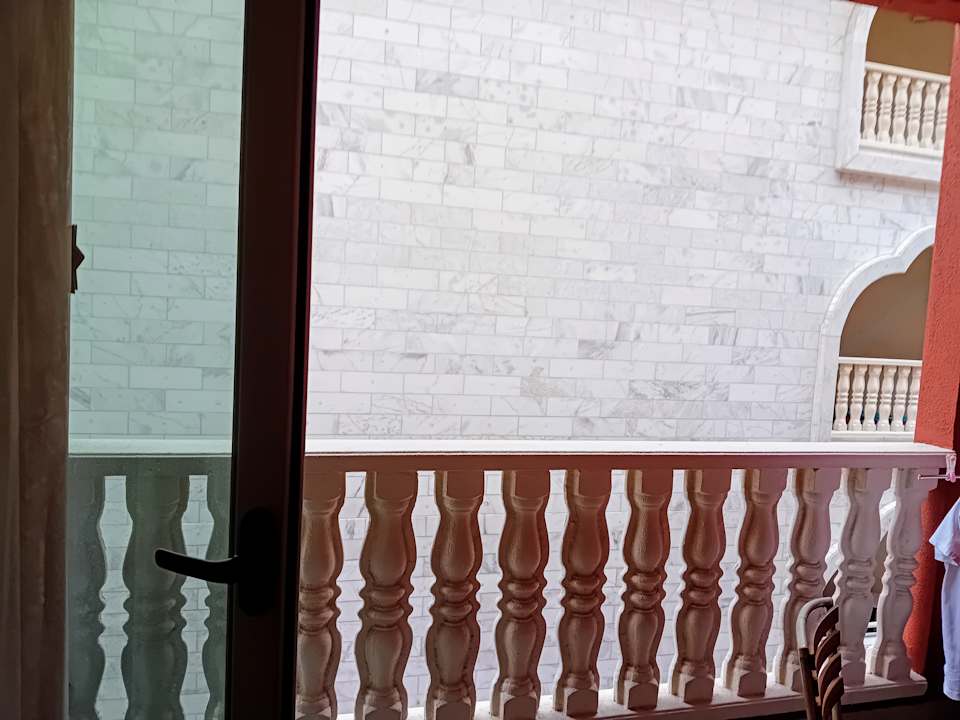 Zimmer Royal Taj Mahal Hotel