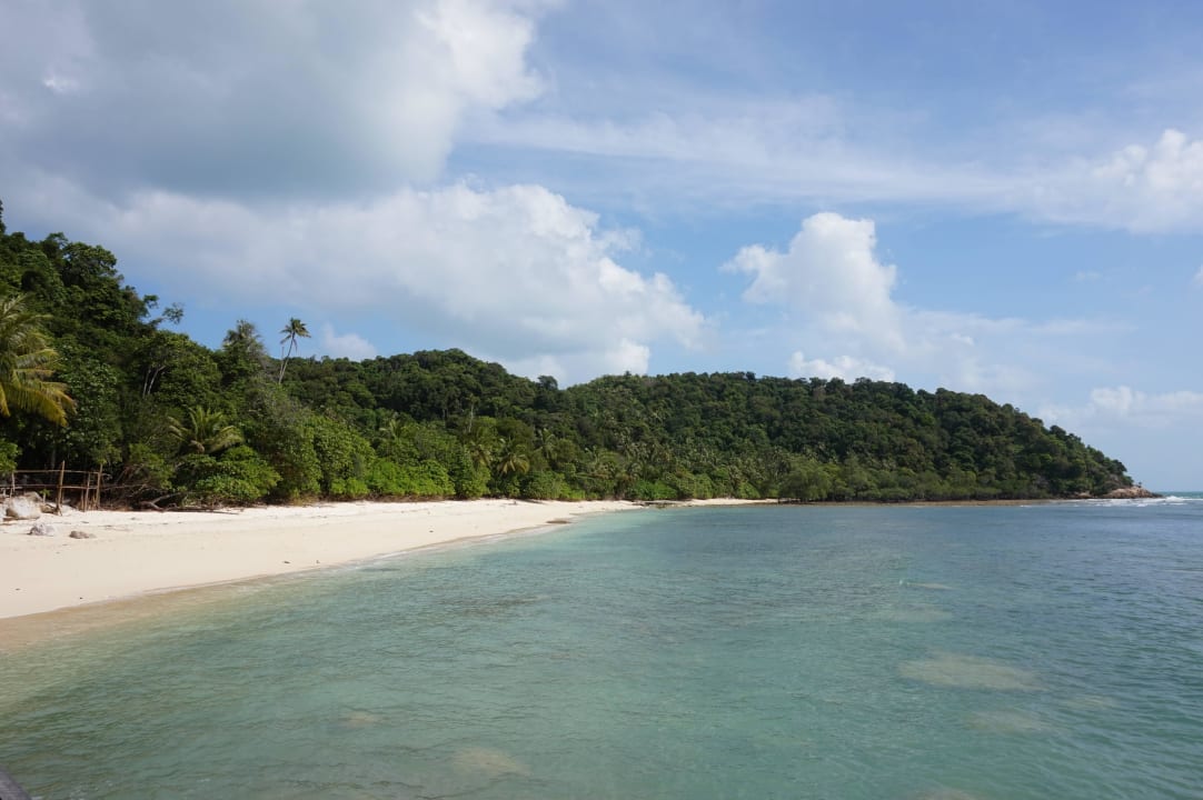 Hotel beach Hotel Sibu Island Resort