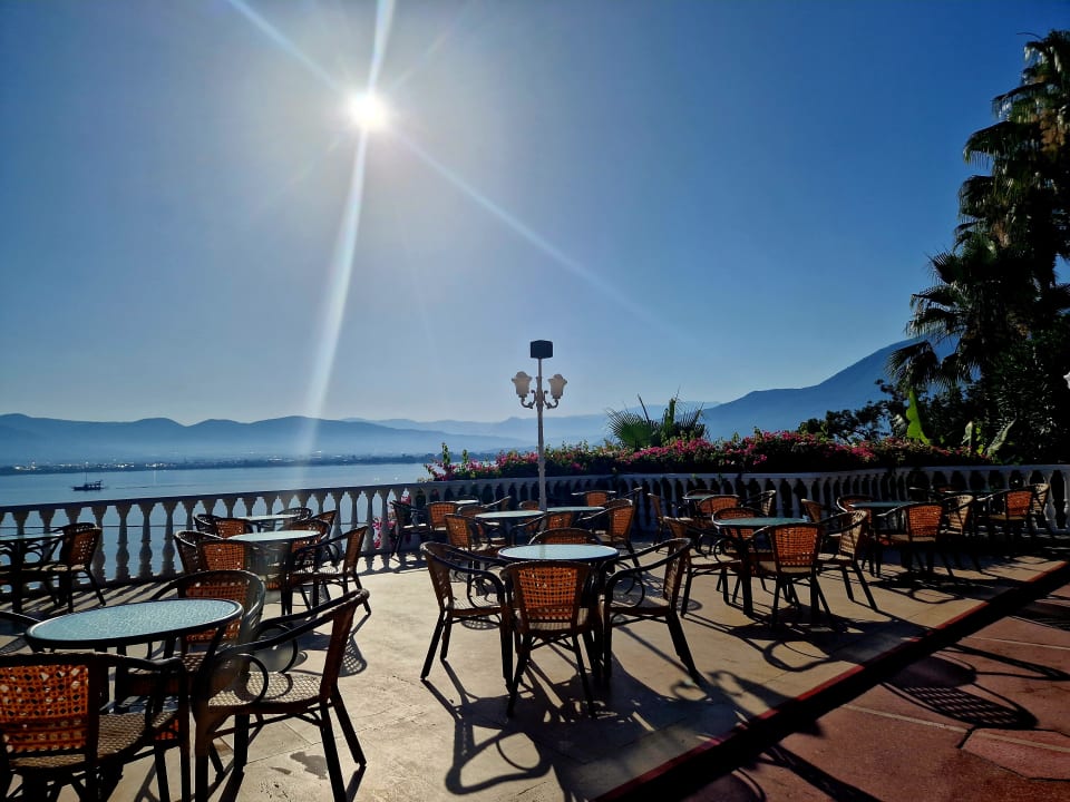 Gastro Club & Hotel Letoonia