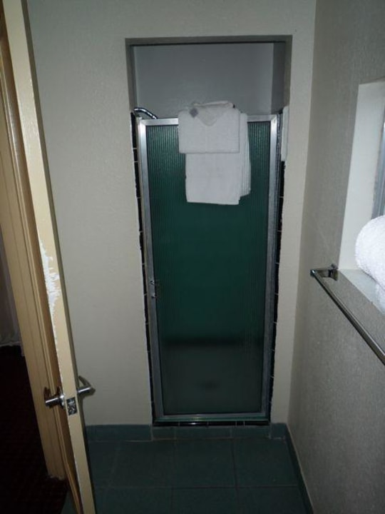 Dusche Americas Best Value Inn - Grand Canyon Gateway