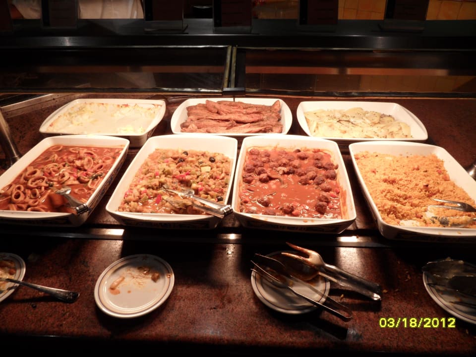 Lecker Buffet Iberostar Waves Costa Dorada
