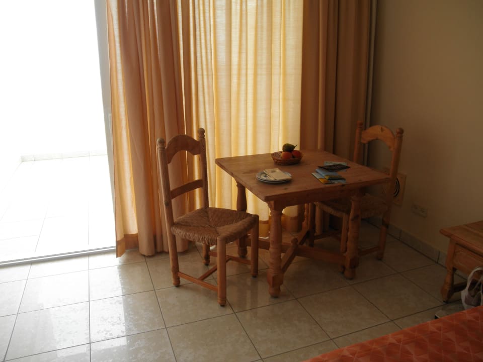 Ausstattung des 4-Sterne-Zimmers Bikini Island & Mountain Hotel Es Trenc