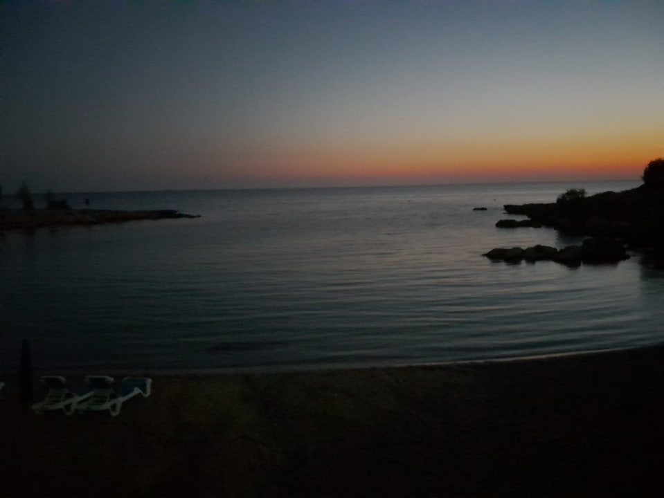 Strand Crystal Springs Beach Hotel