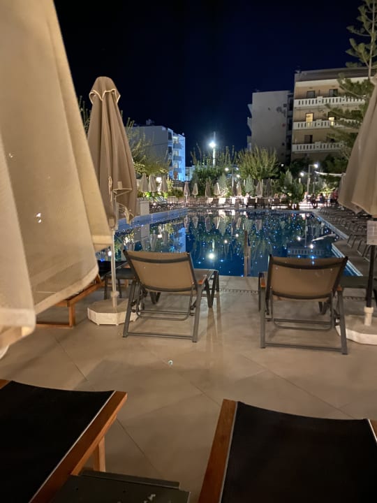 Pool Hotel Theartemis Palace