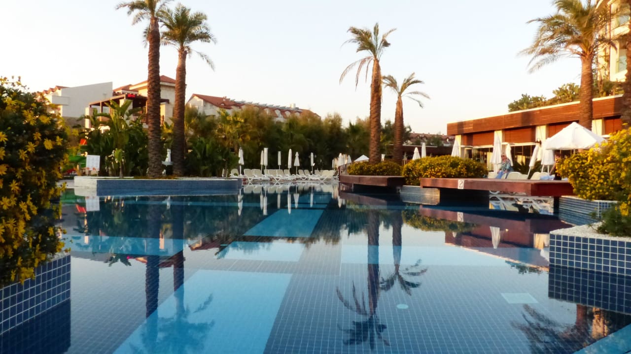 Es gibt versch. Ansichten Sunis Evren Beach Resort Hotel & Spa