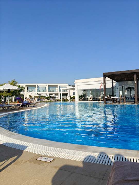 Pool Asterias Beach Resort