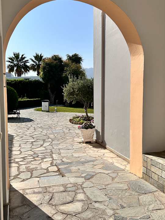 Gartenanlage Atlantica Marmari Beach