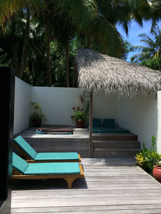 Jacuzzi Beachvilla 648 Meeru Maldives Resort Island