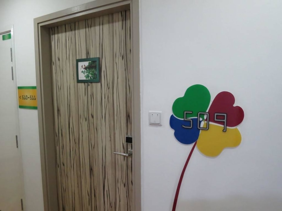 Flur Hotel Clover The Arts