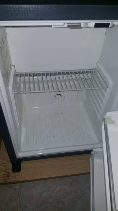 Dreckige Minibar Club Jandia Princess