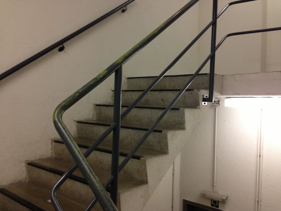 Treppe zum Zimmer hoch Hotel Martin's Brugge