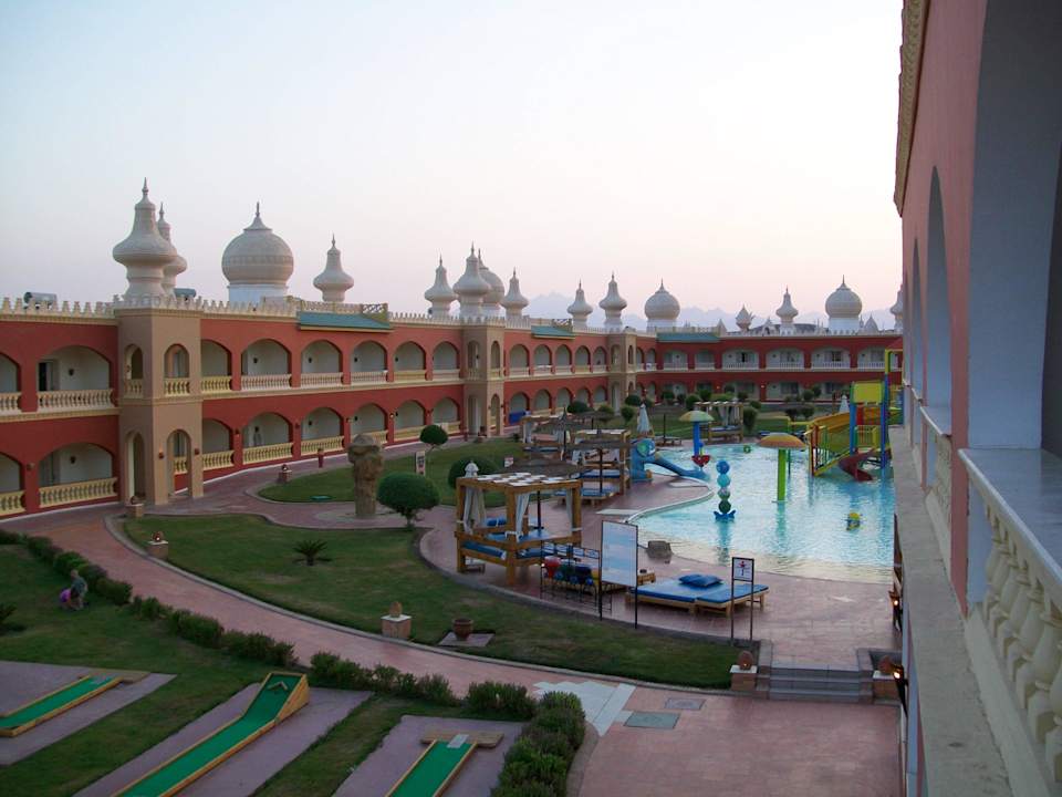 Alf Leila Wa Leila - Hotel Fantasia 1001 nocy Pickalbatros Alf Leila Wa Leila Resort - Neverland Hurghada