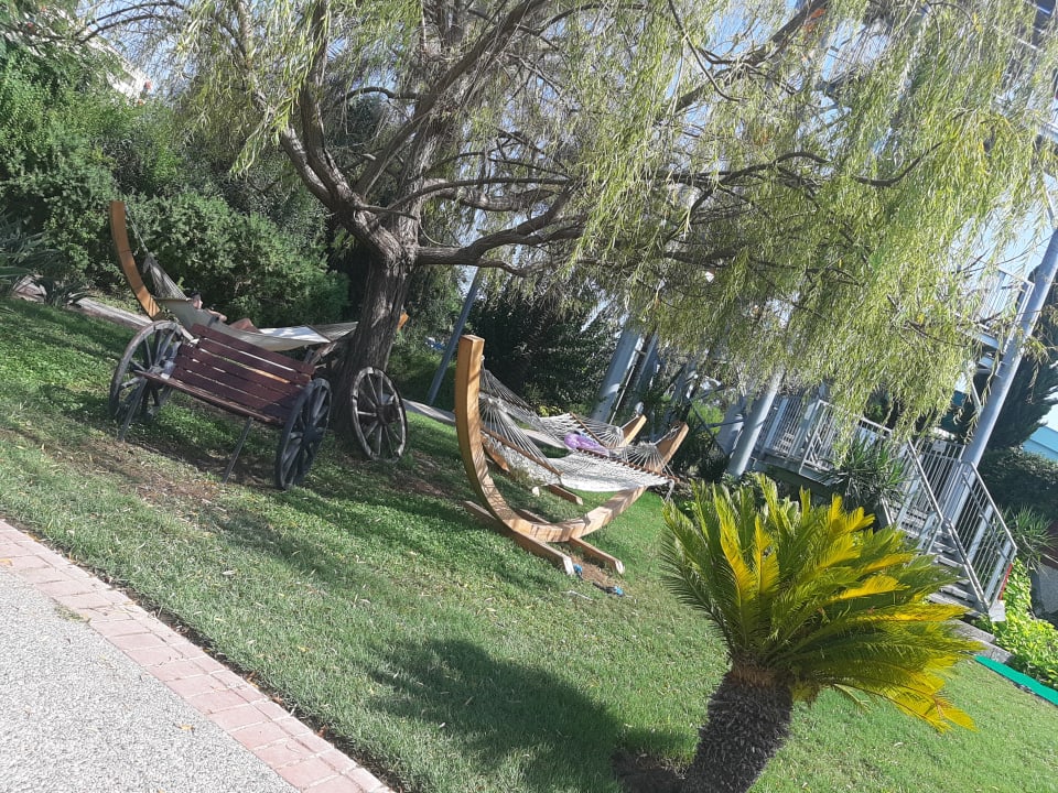 Gartenanlage TUI BLUE Xanthe