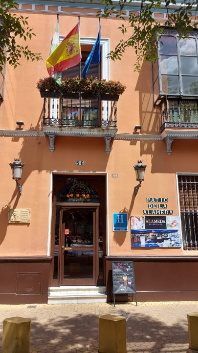 Lobby Hotel Patio de la Alameda