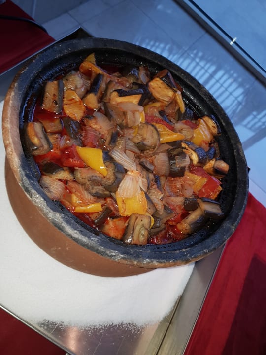 Gastro Well Palace Side