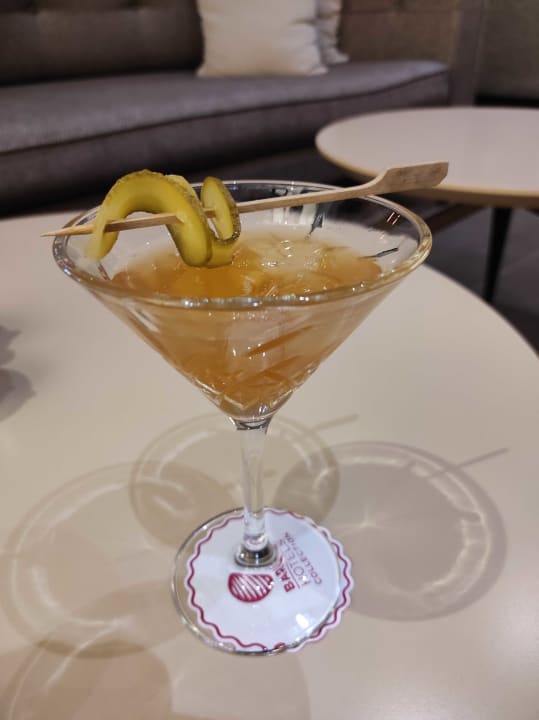 Gastro Acanthus Cennet Barut Collection