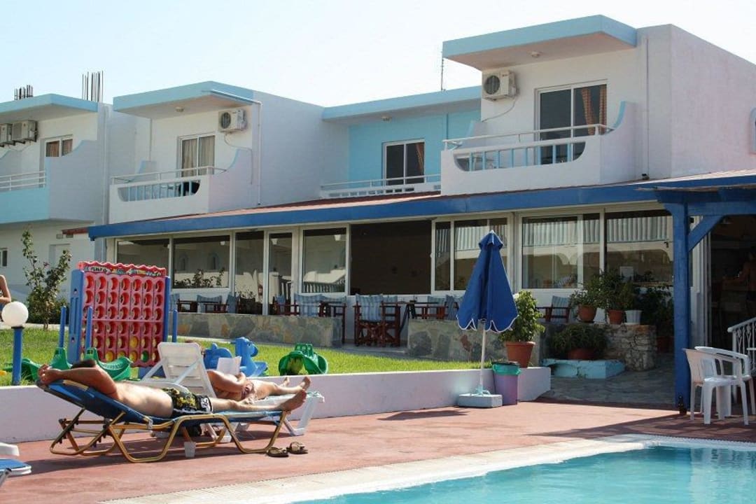 Aussenbereich des Restaurants Georgia Hotel