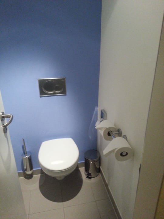 Seperater Toilettenraum Novotel Hamburg City Alster