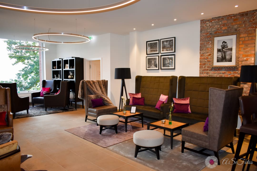 Lobby Hotel Brunnenhaus Schloss Landau