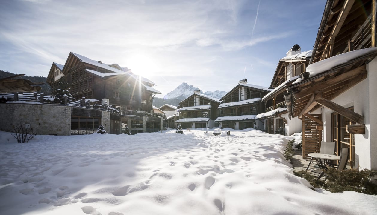 Außenansicht Post Alpina - Family Mountain Chalets