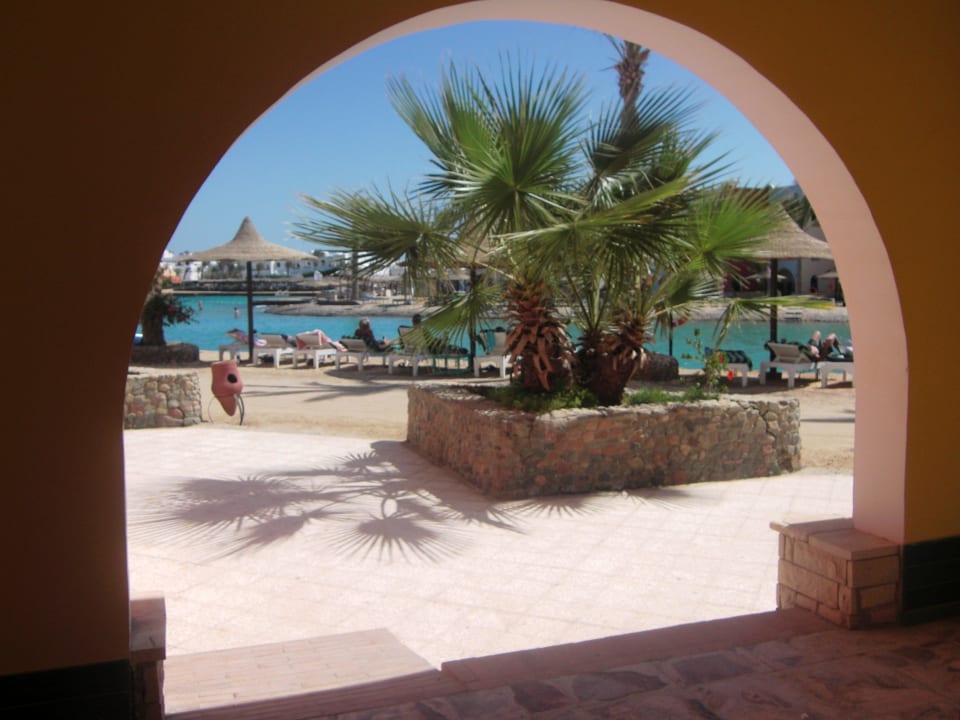 Ausgang zur B-Lagune Arabia Azur Resort