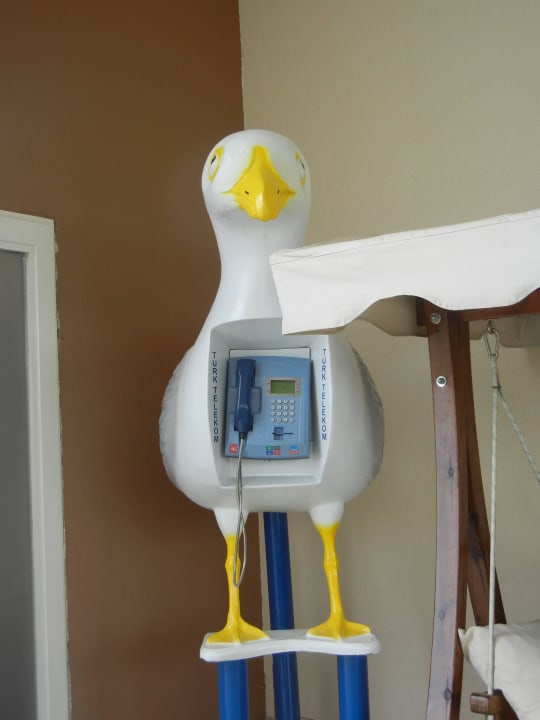 Telefonzelle Mary Hotel Side