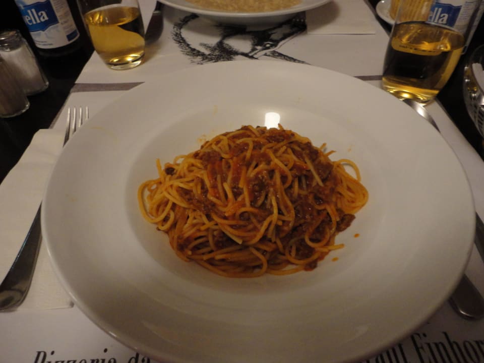 Spaghetti im Einhorn Hotel Ambassador Luzern Garni
