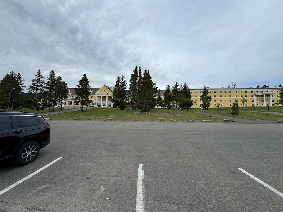 Außenansicht Hotel Lake Yellowstone