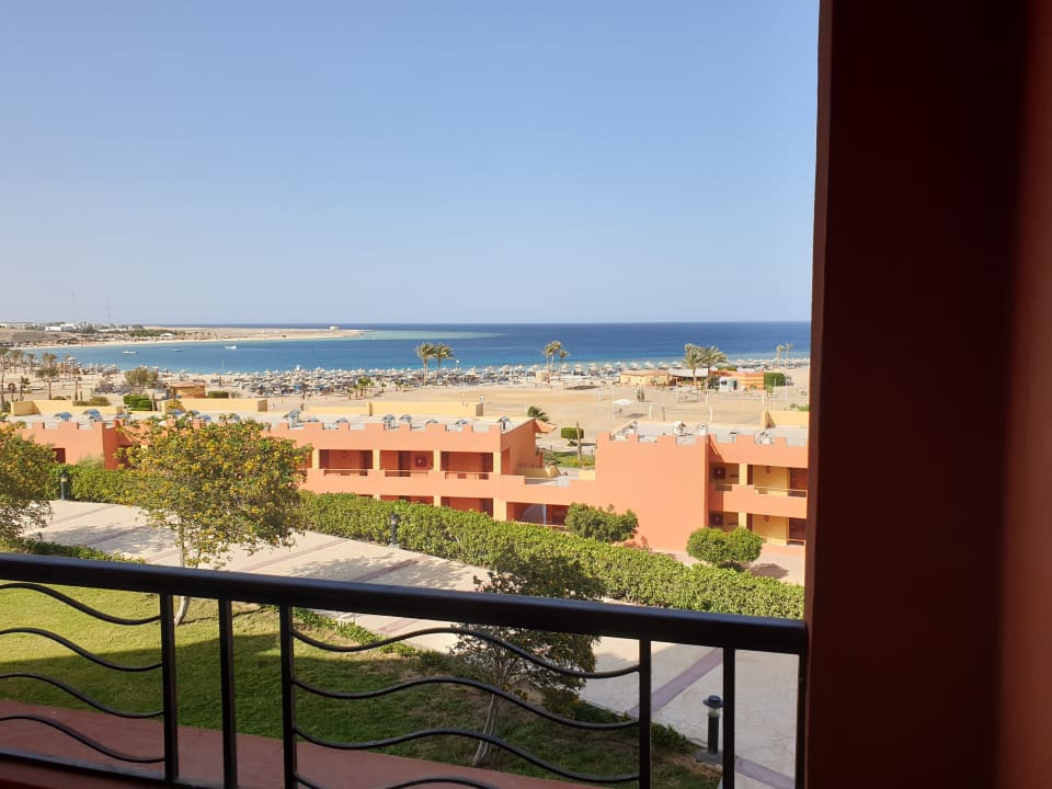 Ausblick Malikia Resort Abu Dabbab