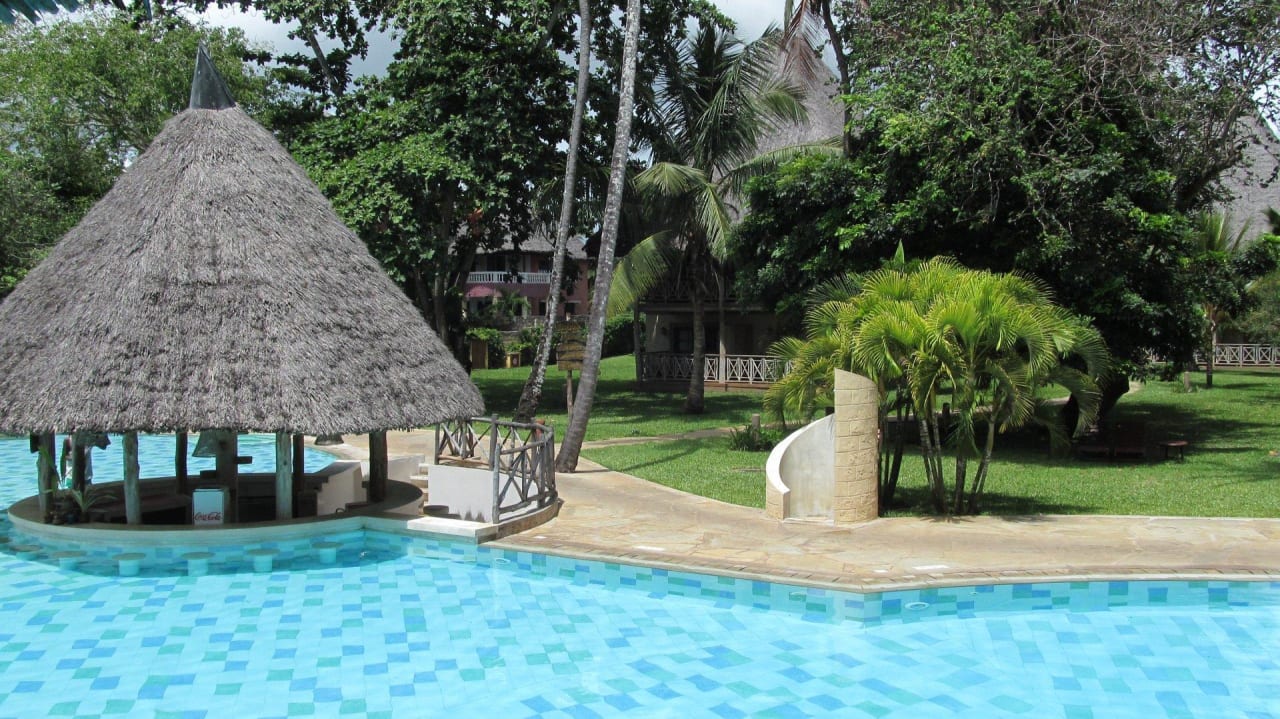 Blick von der Poolbar Neptune Village Beach Resort & Spa