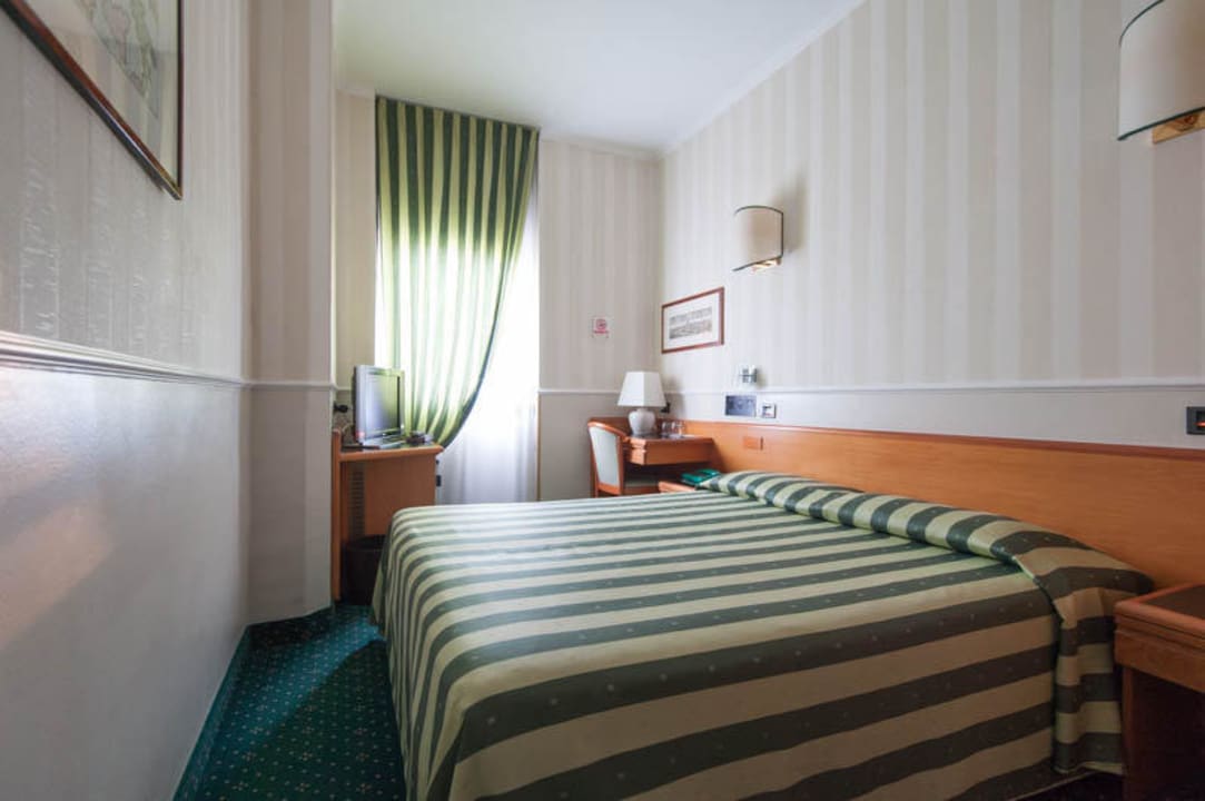 Double Room Hotel Flora