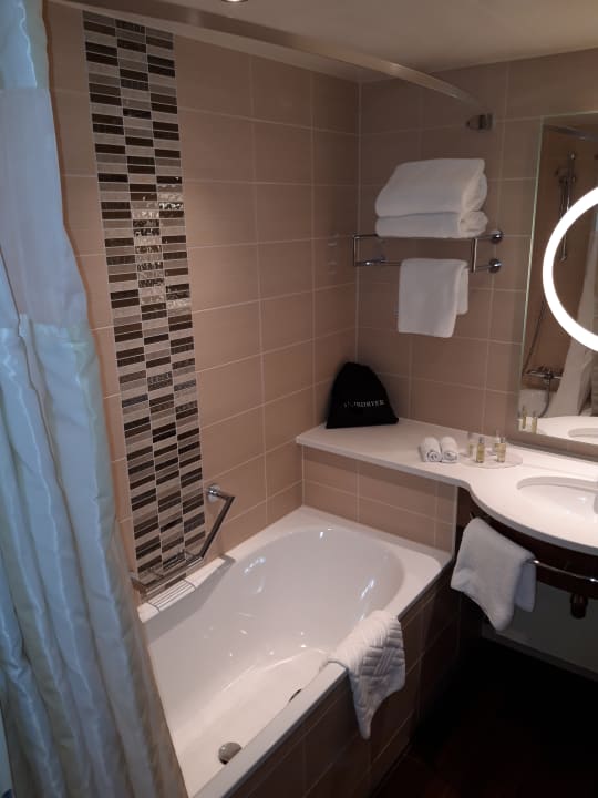 Zimmer Hilton Garden Inn Frankfurt Airport